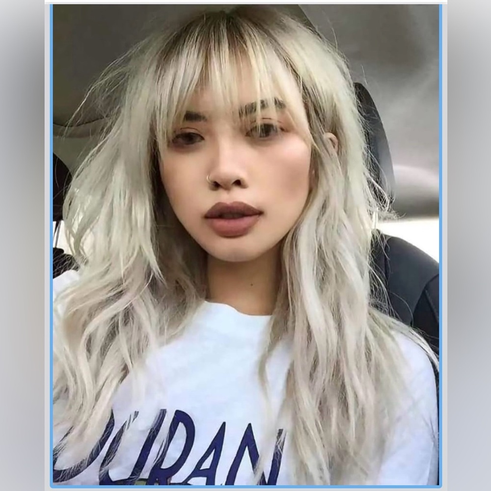 Premium Women’s Long Layered Fringe Wig - Platinum Blonde